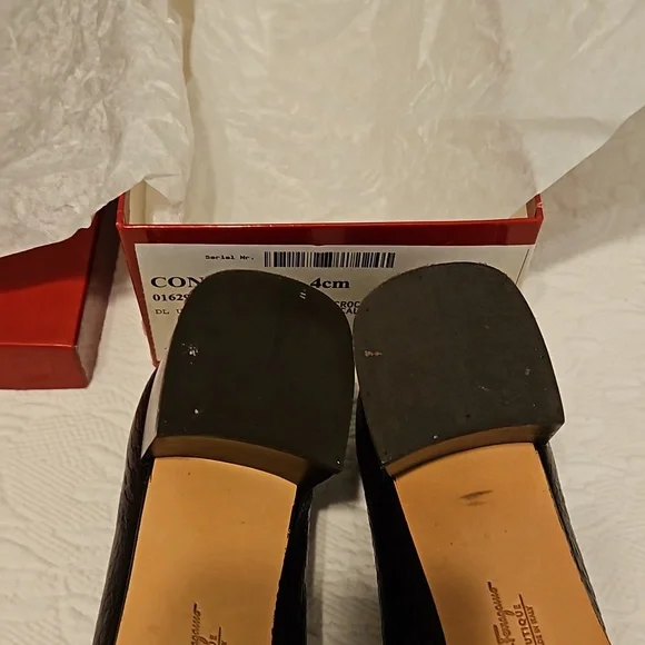 Salvatore Ferragamo Confetto women's shoes size 10 AA - Picture 8 of 11